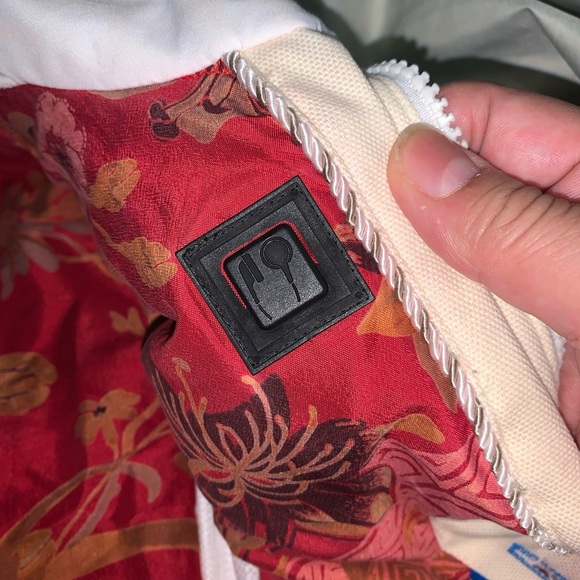 Bonfire Safari Snowboarding Jacket Women’s Sz Small Beige Faux Fur On Hood - Picture 12 of 15